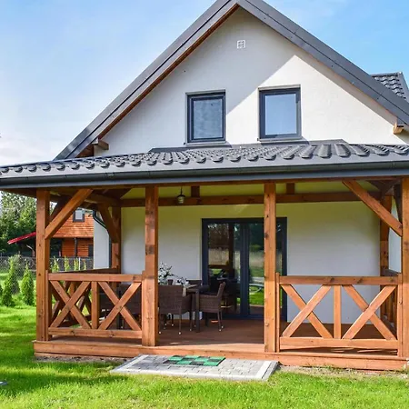 Awesome In Zalewo With 3 Bedrooms And Wifi